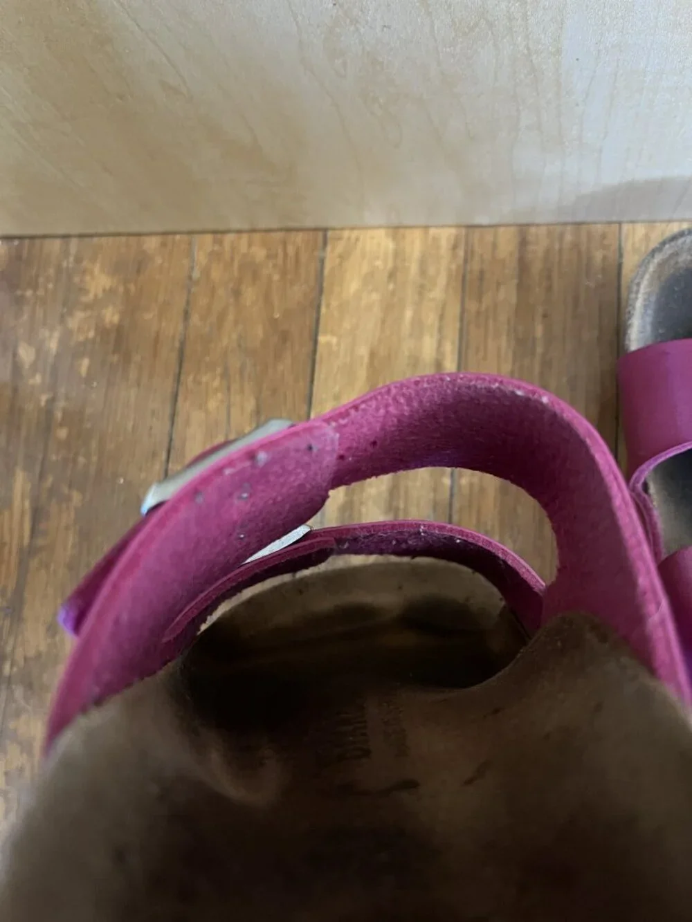 Arizona 2 Strap Classic Birkenstock Sandals 36 Hot Pink Patent Leather